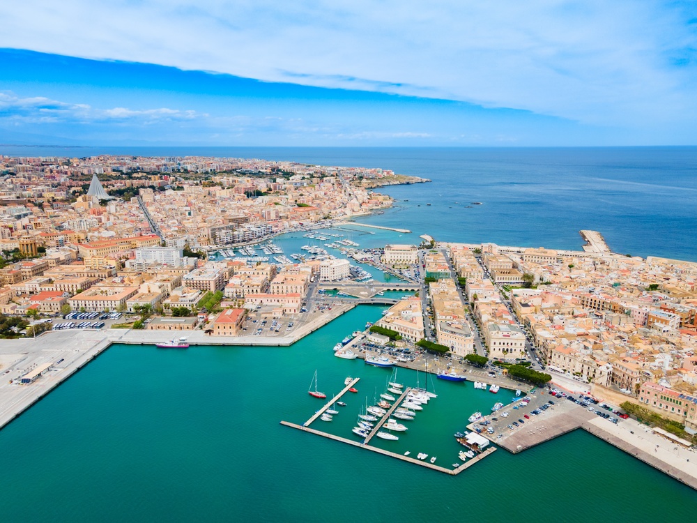 Sentinella Blu, barca confiscata alla criminalità, in navigazione