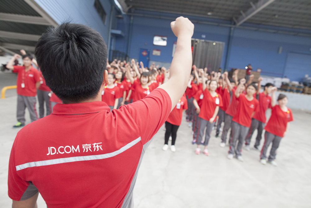 Immagine rappresentativa dell'acquisizione di Ceconomy da parte di Jd.com