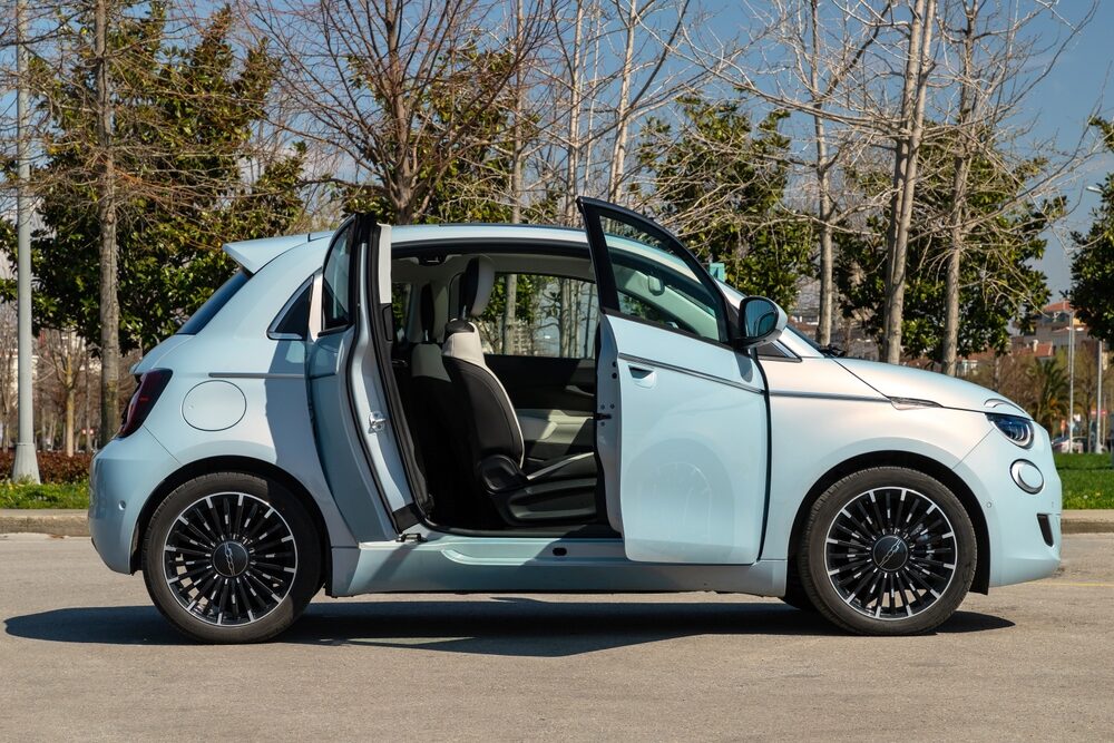 Auto elettriche disponibili sotto i 20.000 euro in Italia