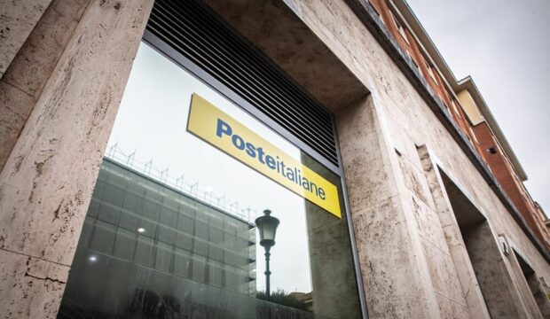 Postamat di Poste Italiane