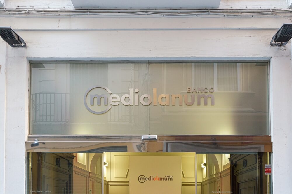 Banca Mediolanum programma assunzione giovani banker