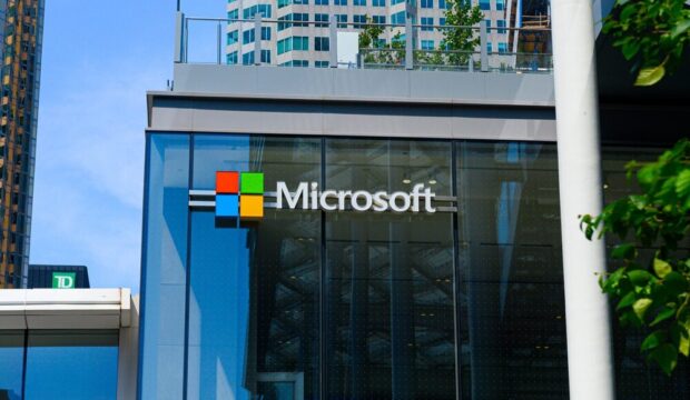 Microsoft e sindacati insegnanti accordo AI